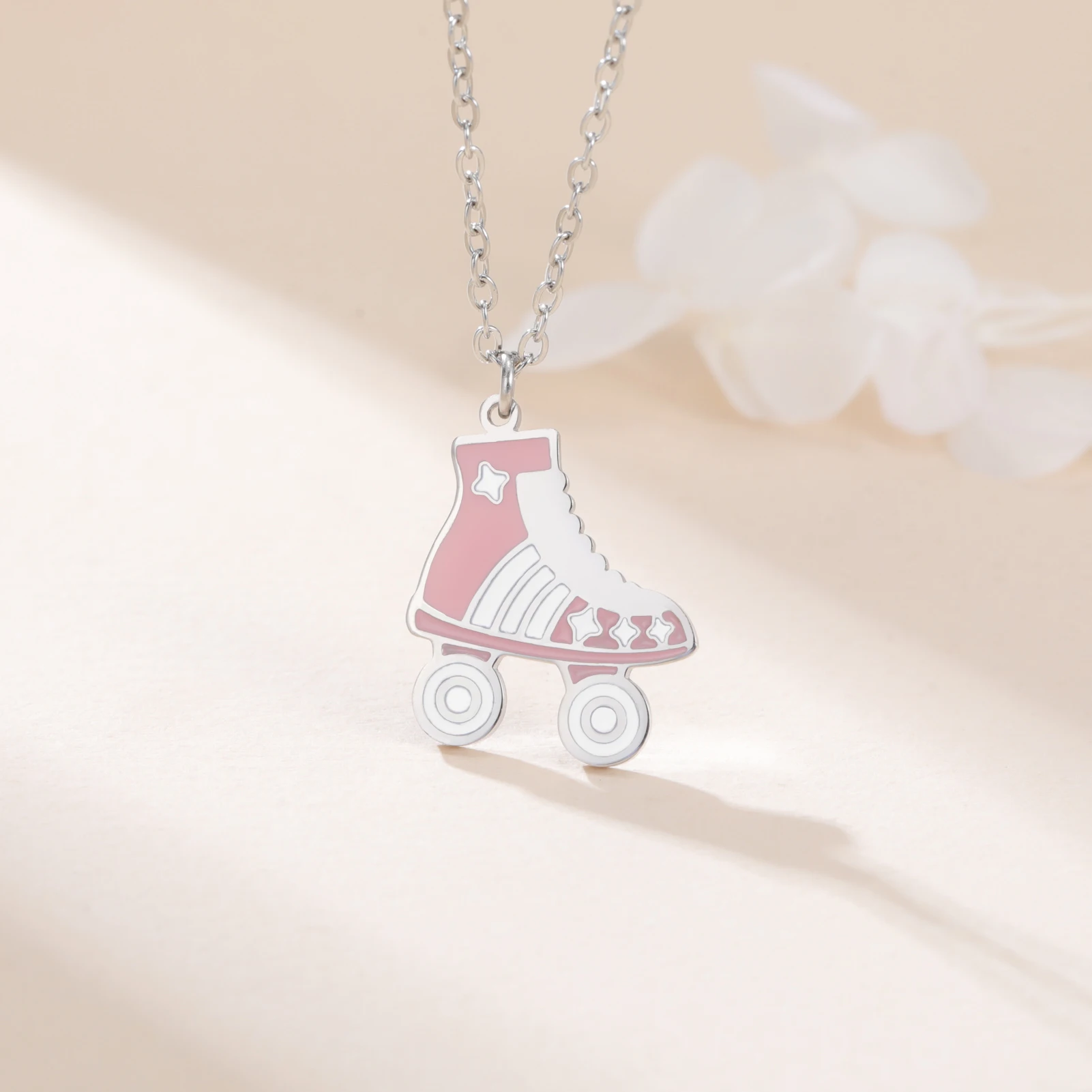 COOLTIME Kristall-Rollschuh-Halskette aus Edelstahl, Modischer Schlittschuh-Anhänger, Schmuckgeschenk für Familienmitglieder – Detail 13
