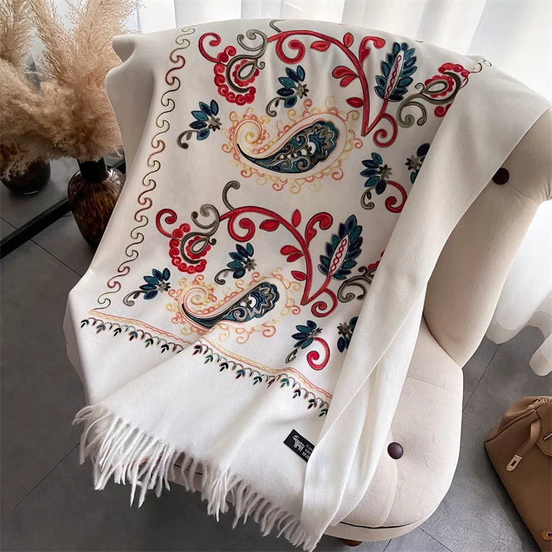 Autumn and Winter Travel Warm Cashmere Shawl Scarf Fashion Women Embroidery Print Pashmina Blanket Wraps Female Poncho Bufanda