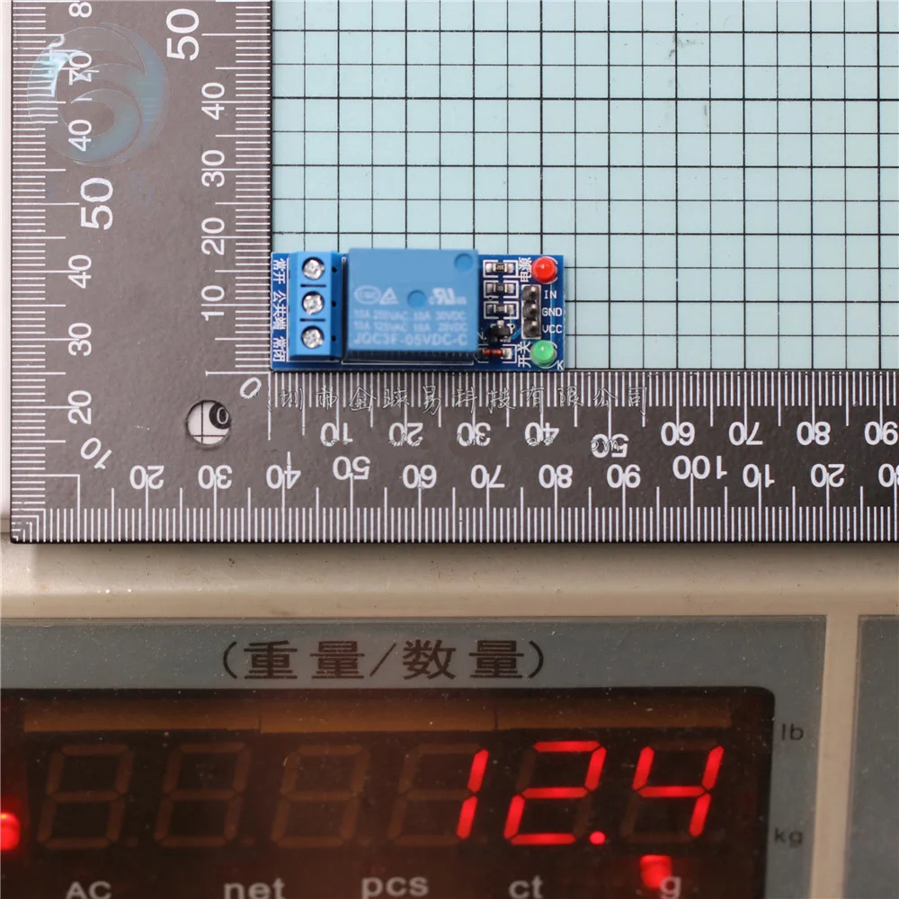 O fabricante fornece um novo módulo de relé de 1 vias 5v/12v placa de expansão de relé de gatilho de baixo nível