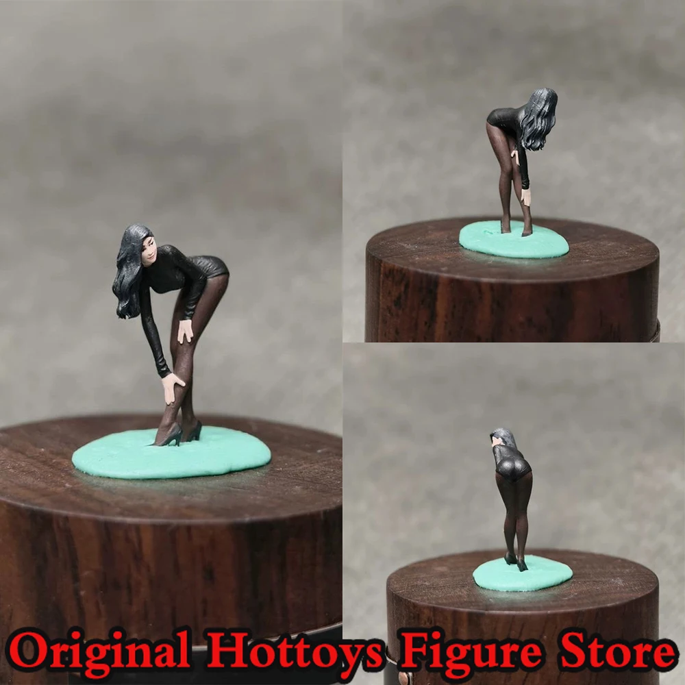 

1/64 Scale Female Soldier Silk Stocking Hot Beauty Mini Painting Sculpture Full Set About 2.7cm Action Figure Doll Gifts