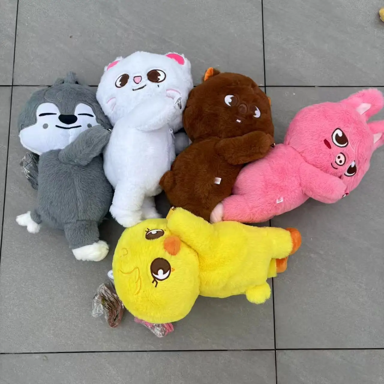 

*Skzoo Stray Kids Plush Toys Wolf Bear Duck Cartoon Cute Plush Animal Backpack Dolls Large Messenger Bag,Throw Pillow, Gift