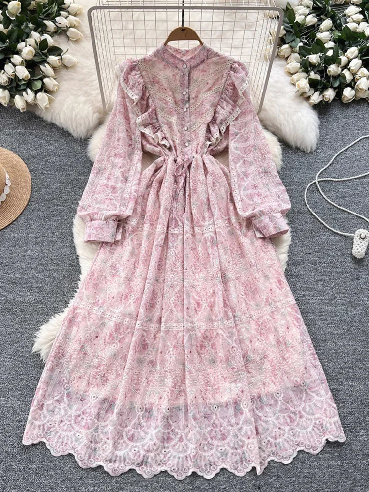 Frühlings-Herbst-Französisches Retro-Kleid mit ausgehöhlter Stickerei, langen Ärmeln und schwarzer Pilzrand-Taille, elegantes Kleid für Damen