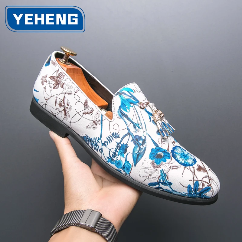 Fashionable Luxury Men Loafers Pointed Printed Lightweight Breathable Designer Formal Leather Shoes Social Wedding Shoes For Men