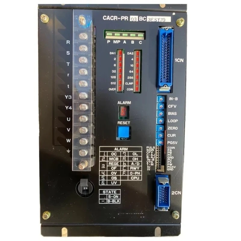 

CCR-PR03BC-3ESY70 Servo Drive Used In Good Condition 3 MONTHS Wrrnty