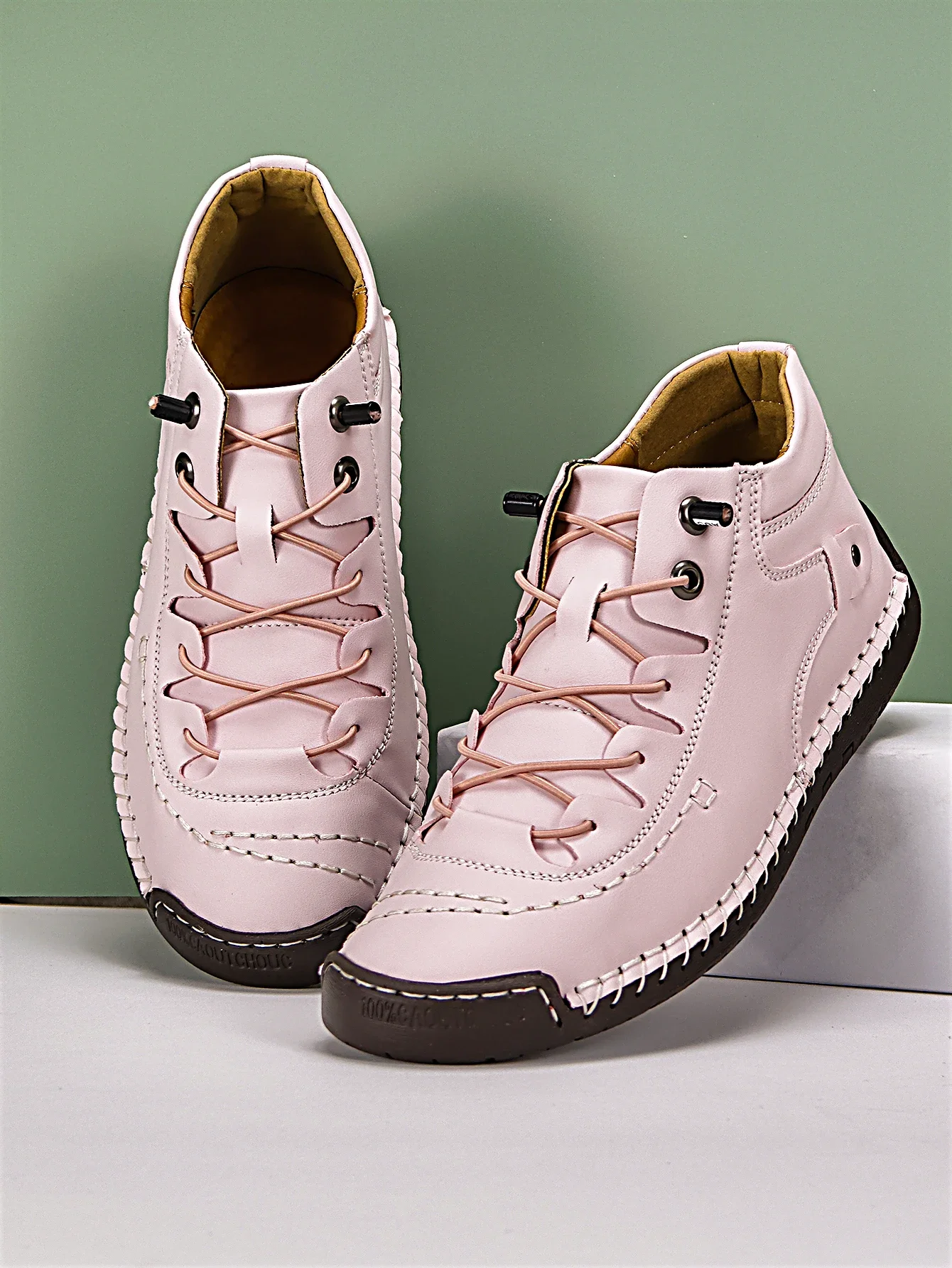 New Fashion Sneakers Women Hand-stitching Leather Casual Shoes Design Platform Loafers Breathable Flats Shoe Driving Plus Size