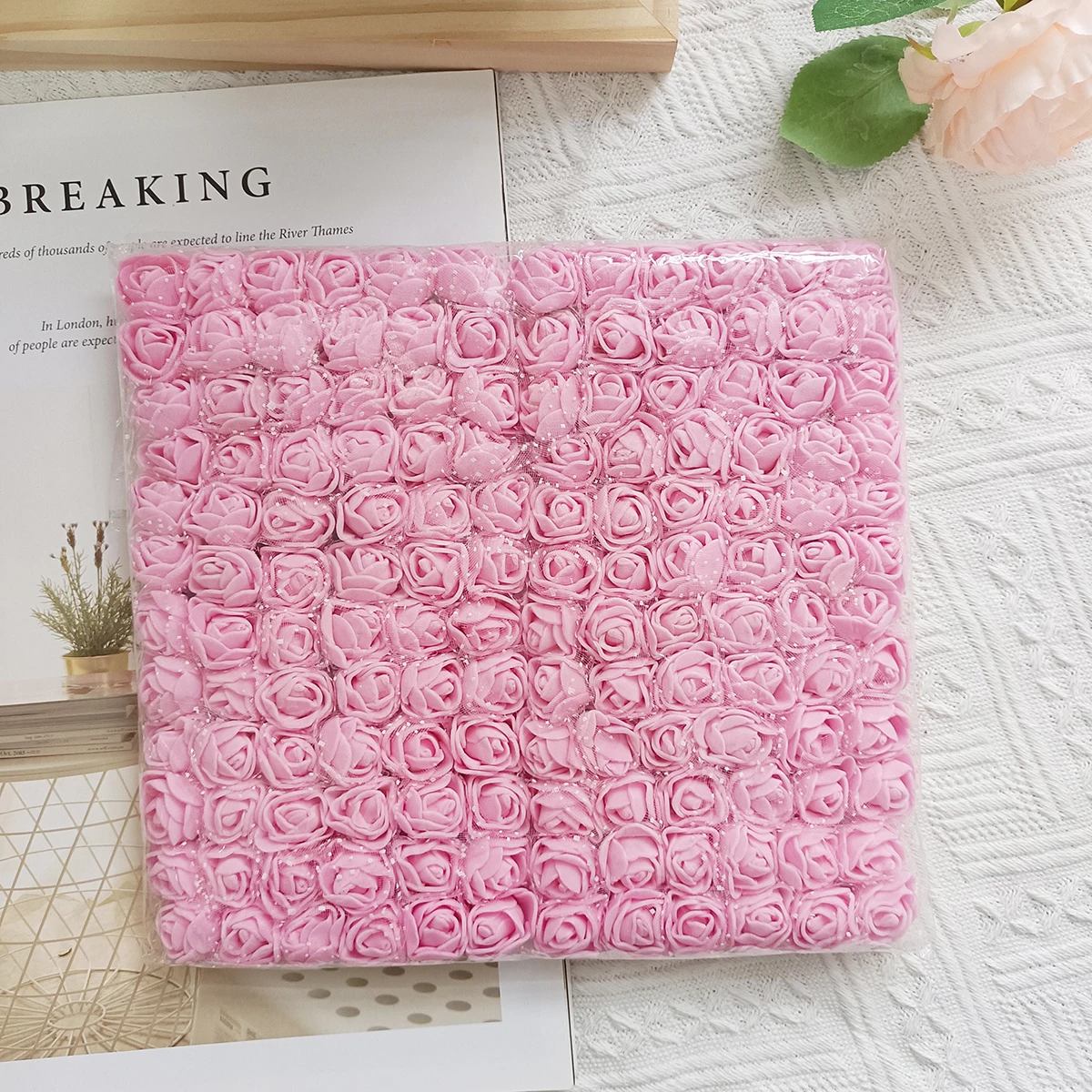 Dekorasi bunga buatan DIY, Aksesori pernikahan Natal karangan bunga, dekorasi rumah mawar, beruang Teddy Mini busa 2cm 144 buah