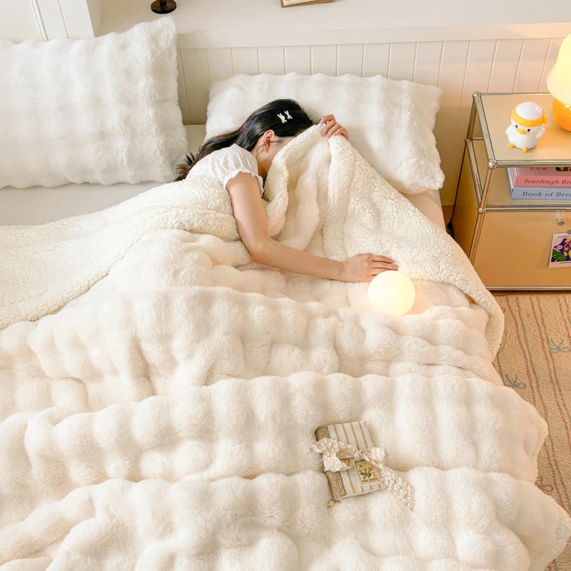Luxury Double Layer Rabbit Fur Blanket Winter Thick Warm Fluffy Faux Fur Throws Blankets for Sofa Couch Soft Plush Bed Blanket