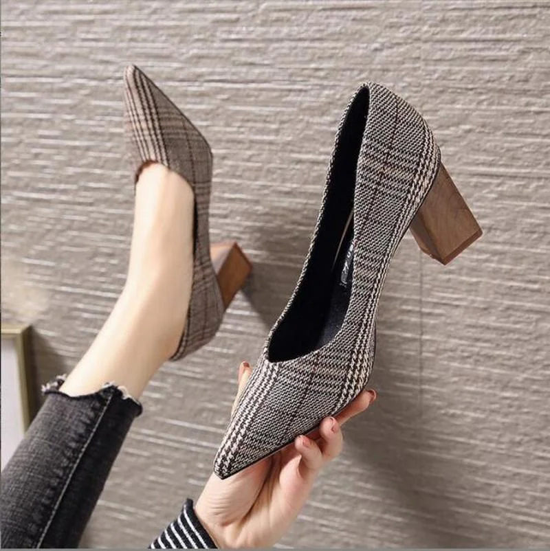 

Lady Shoes New Hollow Coarse Sandals High-heeled Shallow Mouth Pointed Pumps Work Women Female Sexy High Heels Zapatilla Lattice