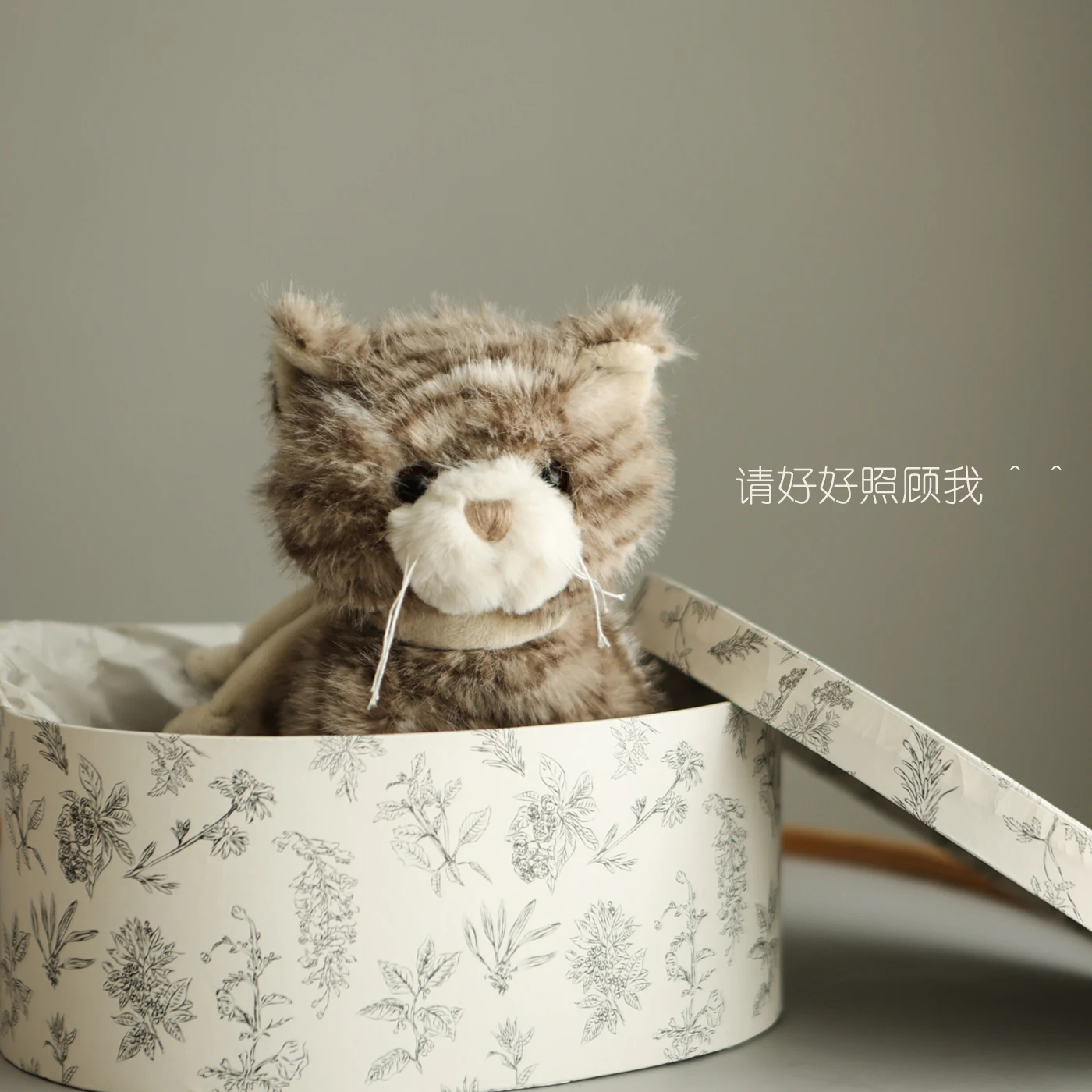 Juguete de gato de peluche suave, Animal relleno tabuloso naranja con cara bordada, gato marrón, muñeco suave, regalo cómodo para calmar el corazón