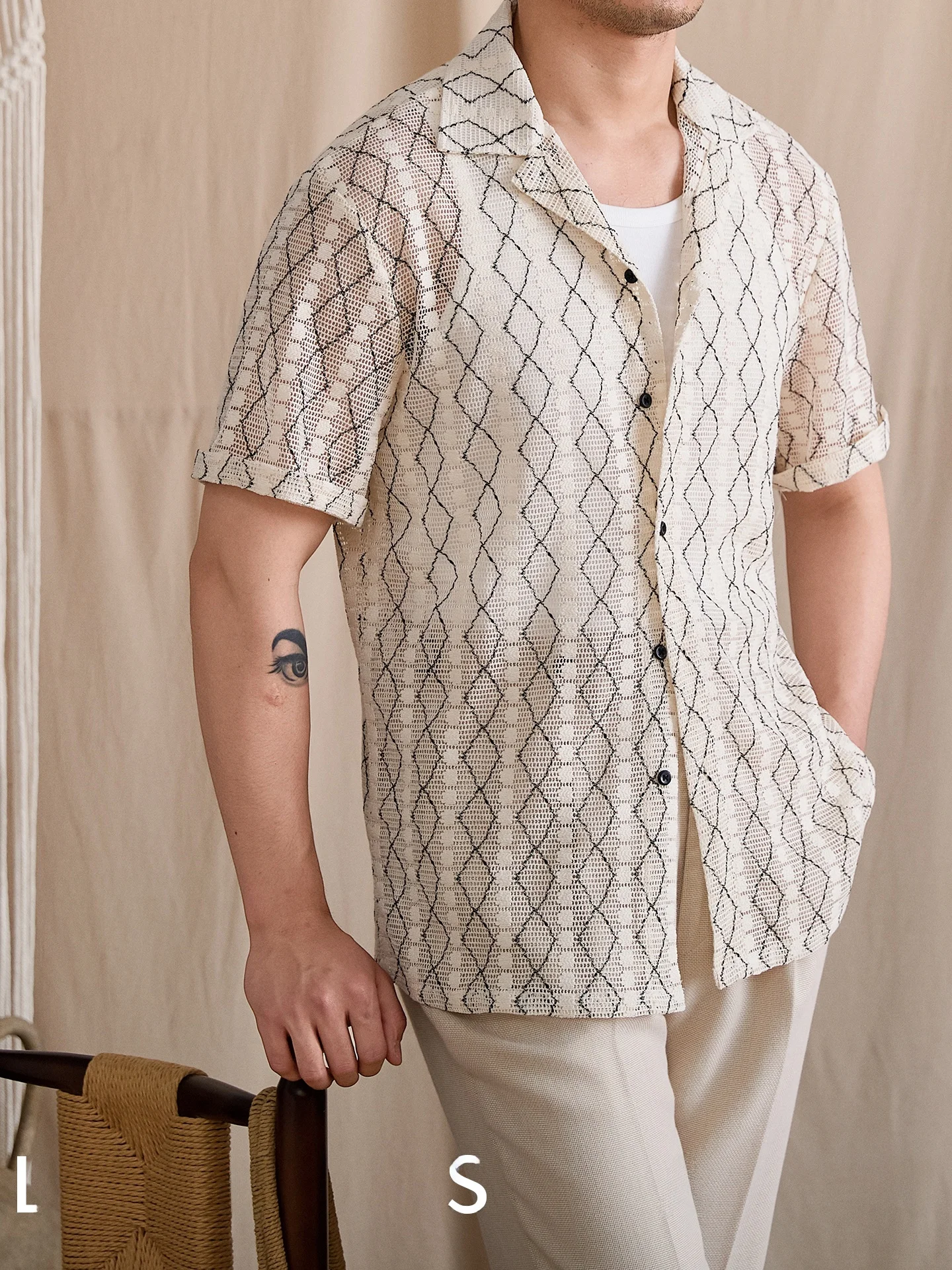 

Mr. Deer Three Breathable Casual Cotton Polyester Short Sleeve Cuban Collar Vacation Beach Shirt Men's Fashion Urban Style