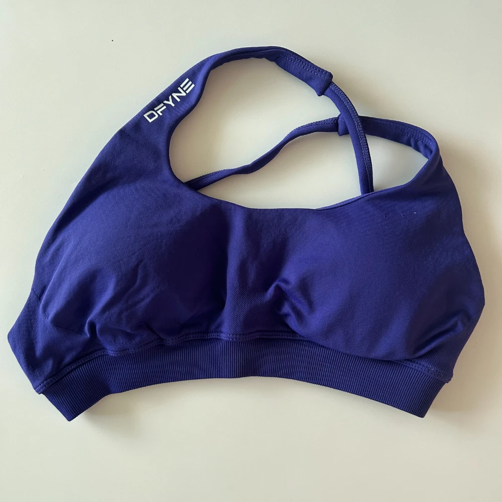 Dfyne Impact Asymmetrischer Sport-BH für Damen, nahtlos, One-Shoulder-BH mit Riemchenrücken, gepolstertes Yoga-Top, mittlere Unterstützung,