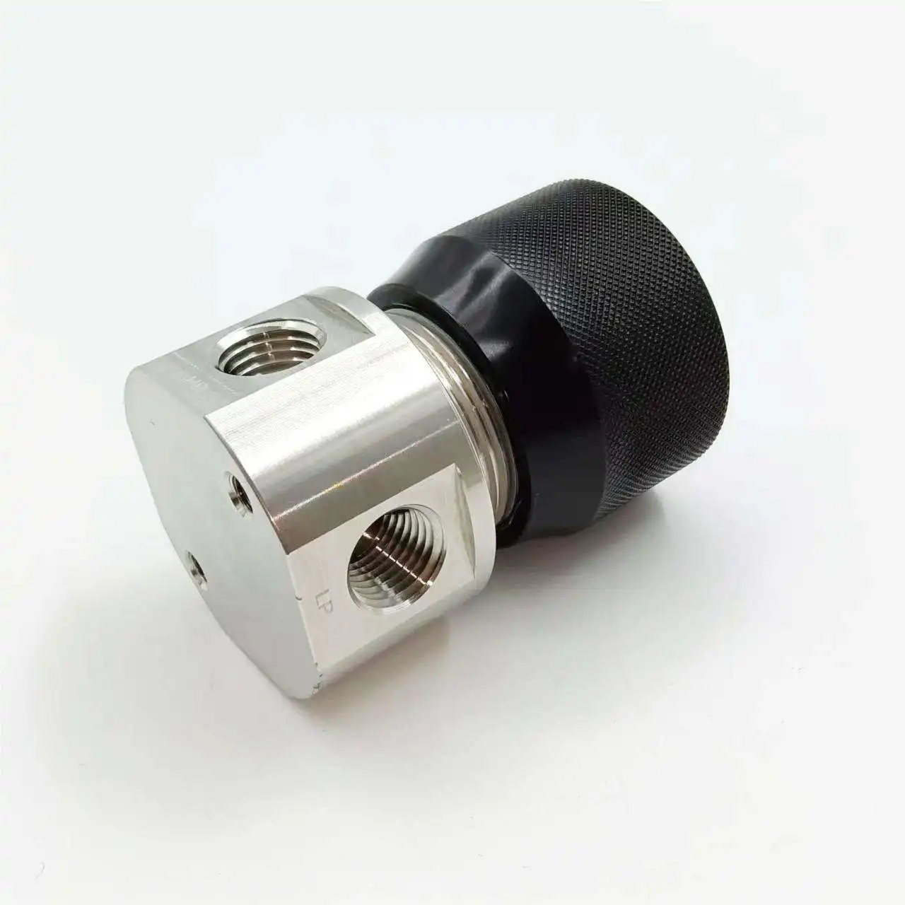 Model Factory Direct Sale High-Purity Stainless Steel Pressure Regulator For O2 Noncorrosive Gas Low-viscosity Liquid