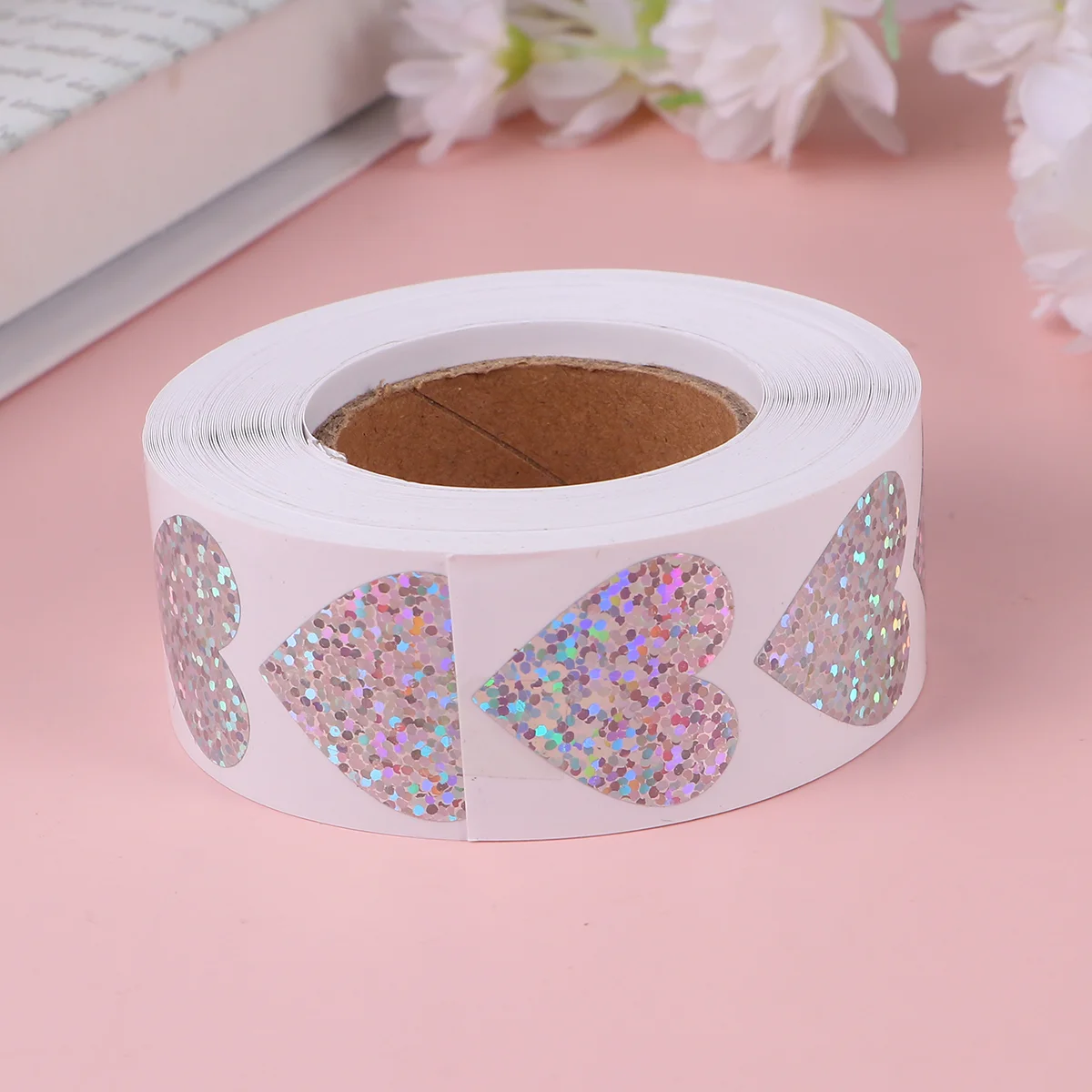 1 Roll of 500PCS Heart Shape Sticker Self-adhesive Gift Labels Sticker Label Decals Creative Roll Label Sticker for Gift Party