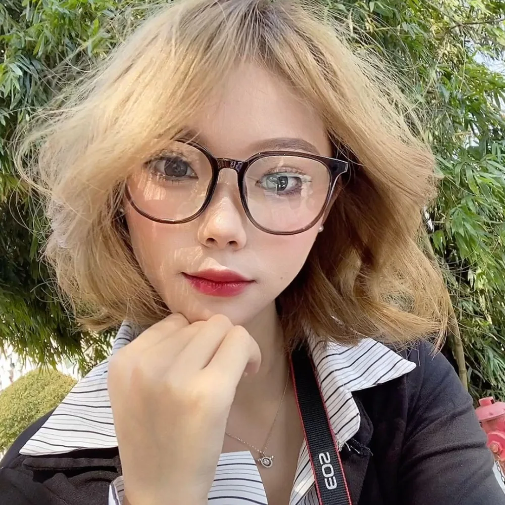 透明抗青色光メガネ軽量抗放射線スクエアフレーム近視メガネ目の保護レトロ