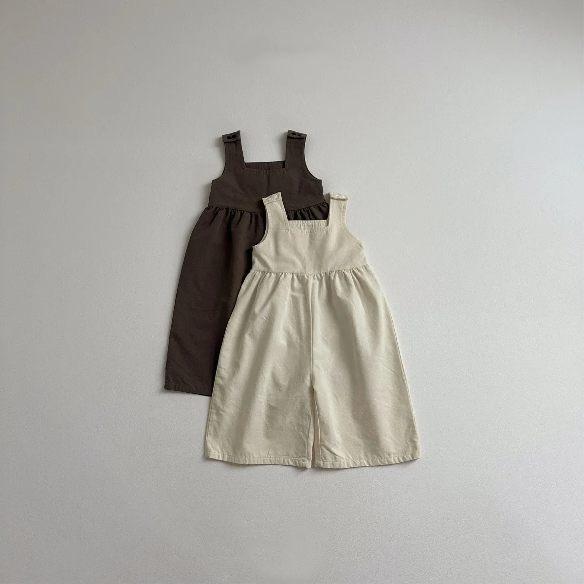 2025 Spring New Baby Loose Overalls Solid Boys Wide Leg Pants Infant Girls Casual Pants Cotton Kids Versatile Strap Trousers