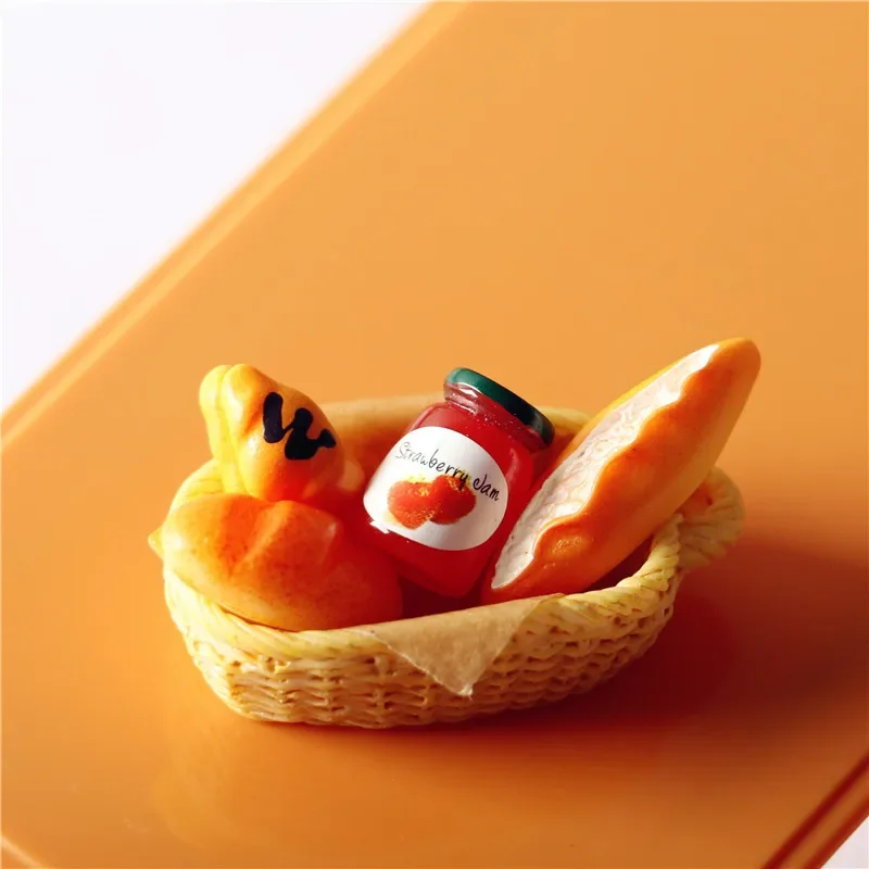 

1Pc 1/6 1/12 ratio Food Toy Jam Toast Basket Accessories DollsHouse Miniature Ornaments