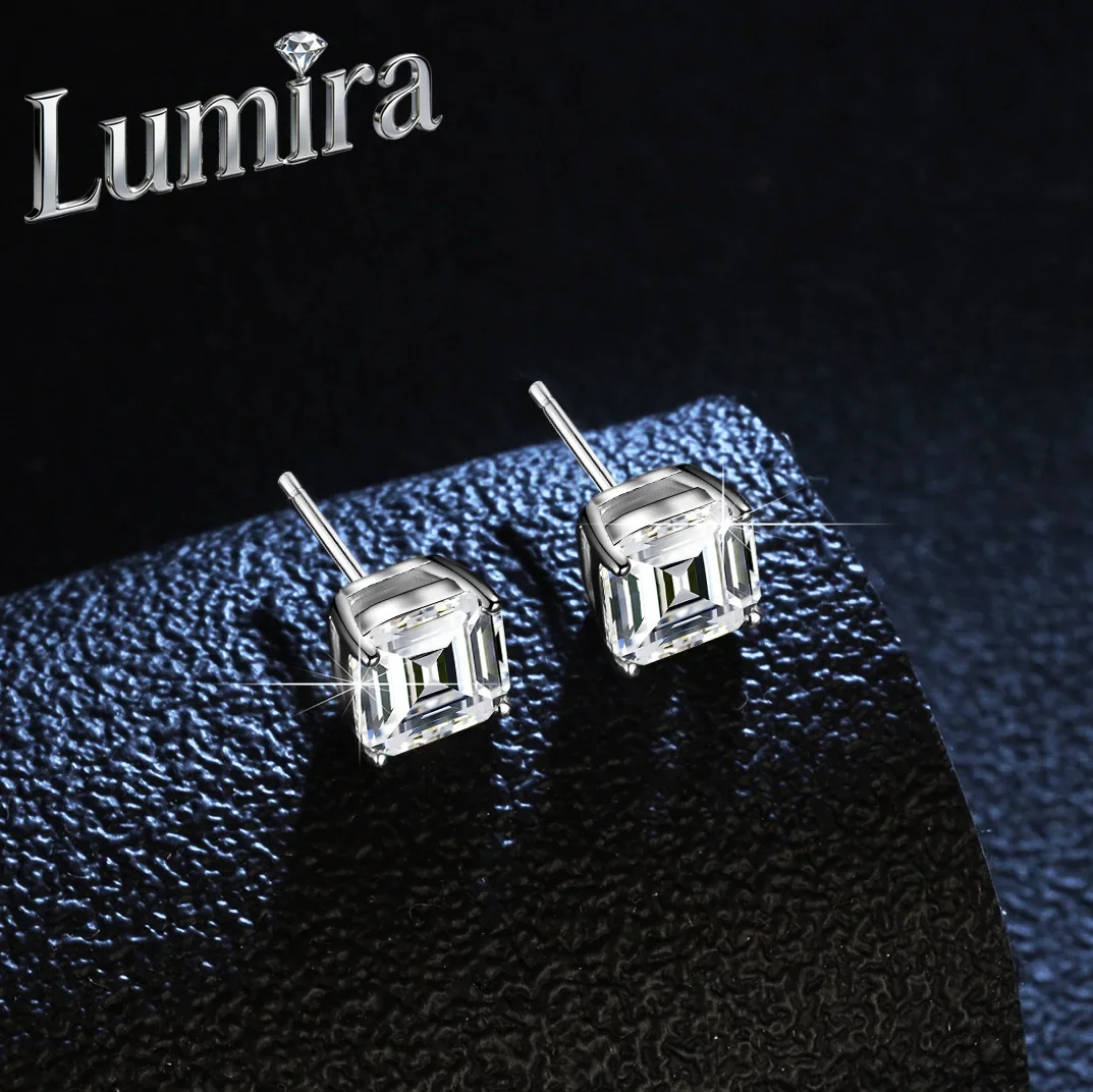 Lumira Platinum PT950 Ultra-luxurious Women's Four-Prong Stud Earrings Emerald Pagoda Wedding-Themed Moissanite Ear Jewelry