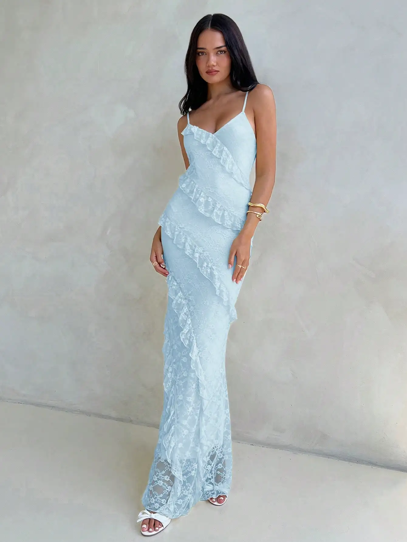 Vestido Maxi de Mujer de Color Liso con Volantes de Encaje, Escote en V Profundo, Tirantes Finos y Corte Sirena Ajustado