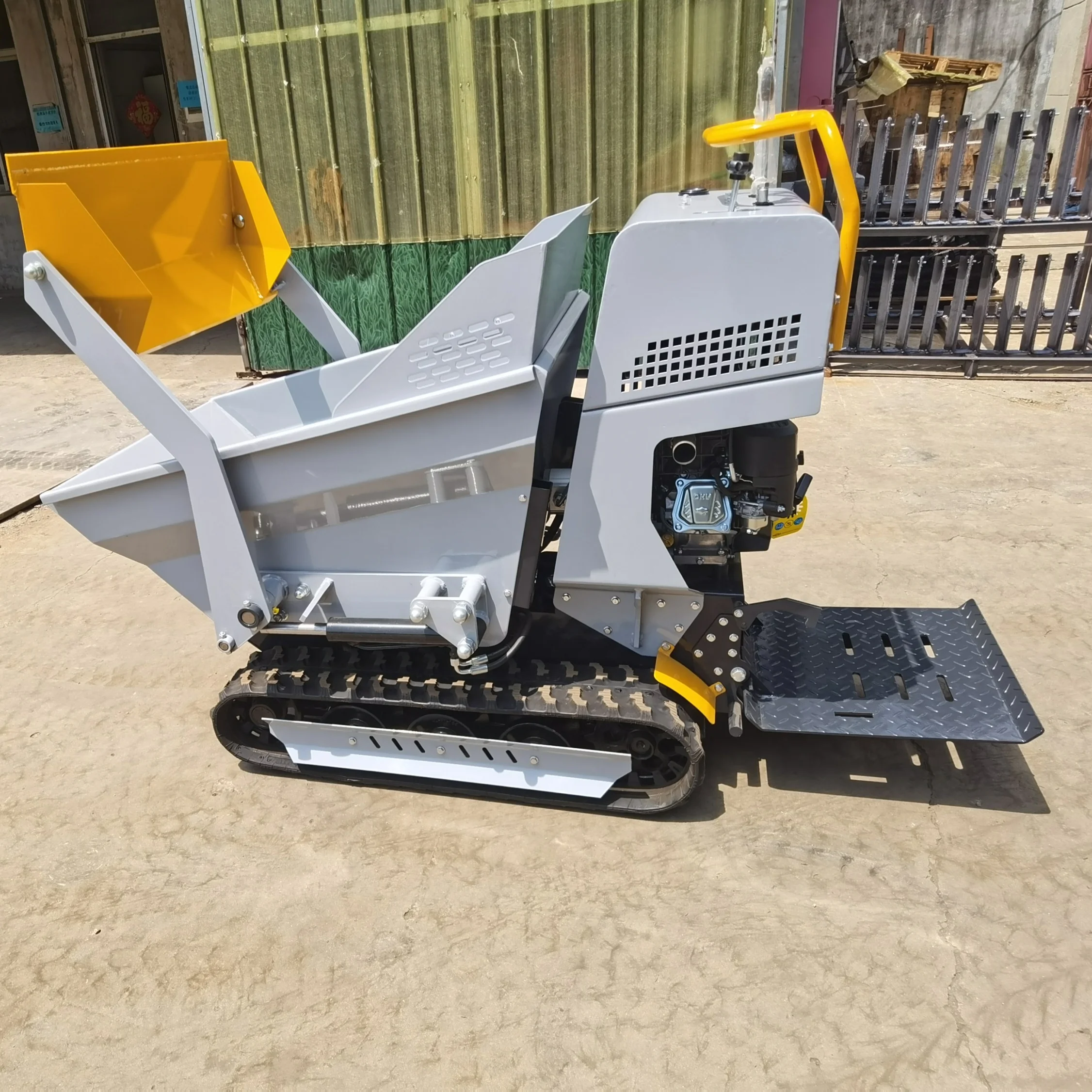 Mini Crawler Rotary Dumper Automatic Track Tensioning System Low Maintenance