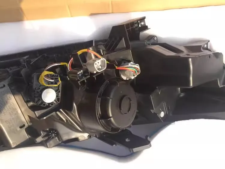 Adatto per l'illuminazione della lampada frontale del gruppo ottico automatico Eclipse Cross Yige LED