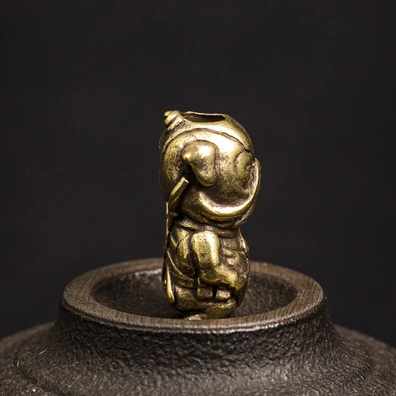 Pure Brass Cute Cartoon Dog Key Chain Pendants Vintage Metal Copper Animal French Bulldog Pug Figurines Paracord Beads Jewelry