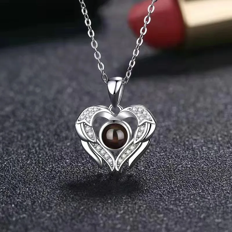 I Love You Projection Necklace Heart Shape Light Shadow Pendant Romantic Gift for Her