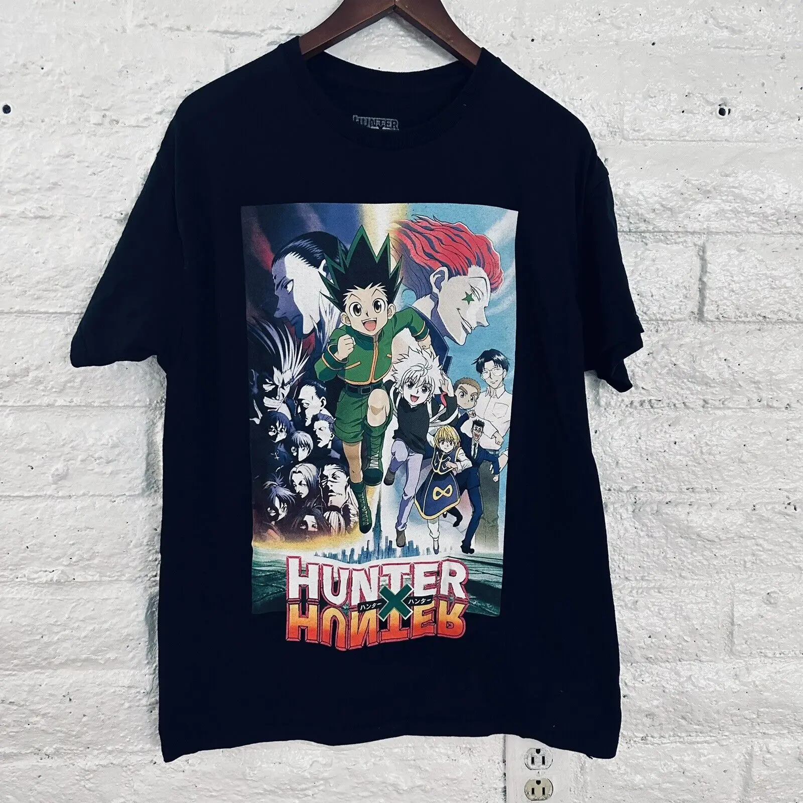 

Hunter X Hunter T Shirt Size L Color Black