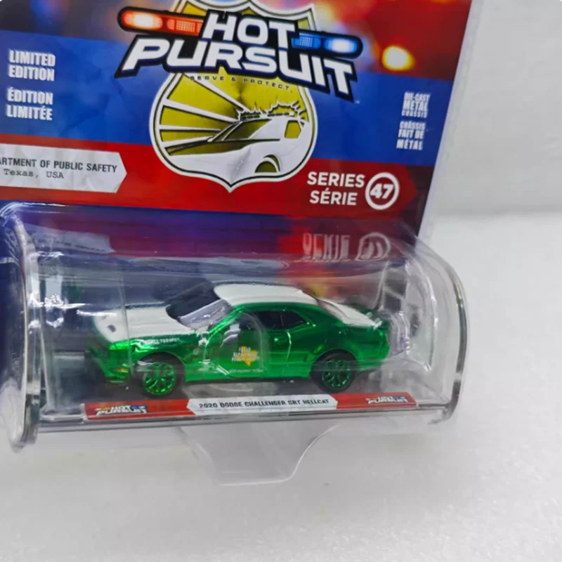 Greenlight Diecast مقياس 1:64 2020 تشالنجر SRT Hellcat مطلي بالكهرباء نموذج سيارة من السبائك الخضراء مجموعة عرض لعبة الهدايا #3