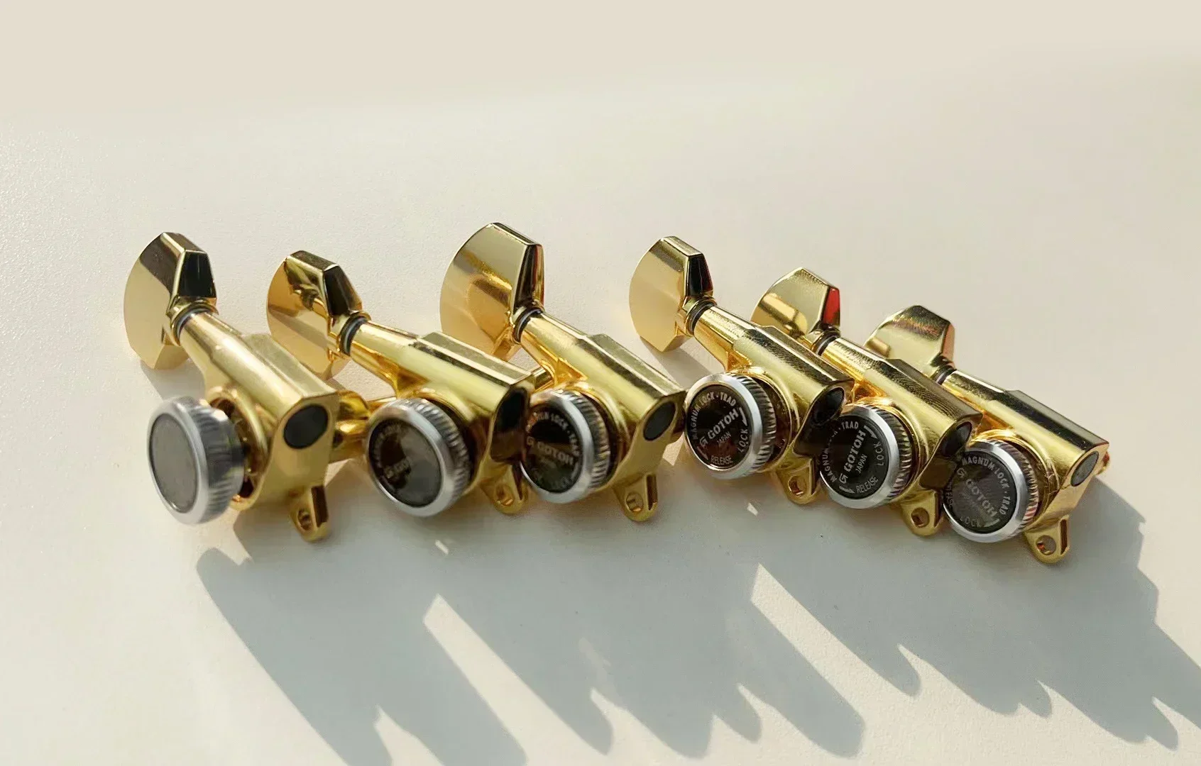Yue Yun Music Store--Discount Hot Sale--GOTO Original Electric Guitar Locking Machine Heads Tuners Gold SG381-07-MGT- No Box
