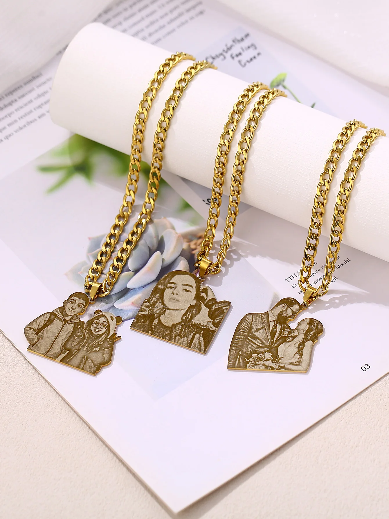 

Custom Photo Pendant Necklace Engraved Portrait Jewelry Christmas Gift for Children Memorial Keepsake Personalized Gift