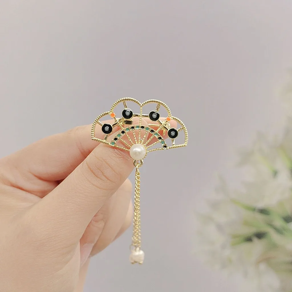 Enamel Lapel Pin Oriental Pearl Pendant Pin Chinese Brooch Retro Flower Brooch For Commuting Shawls Sweaters