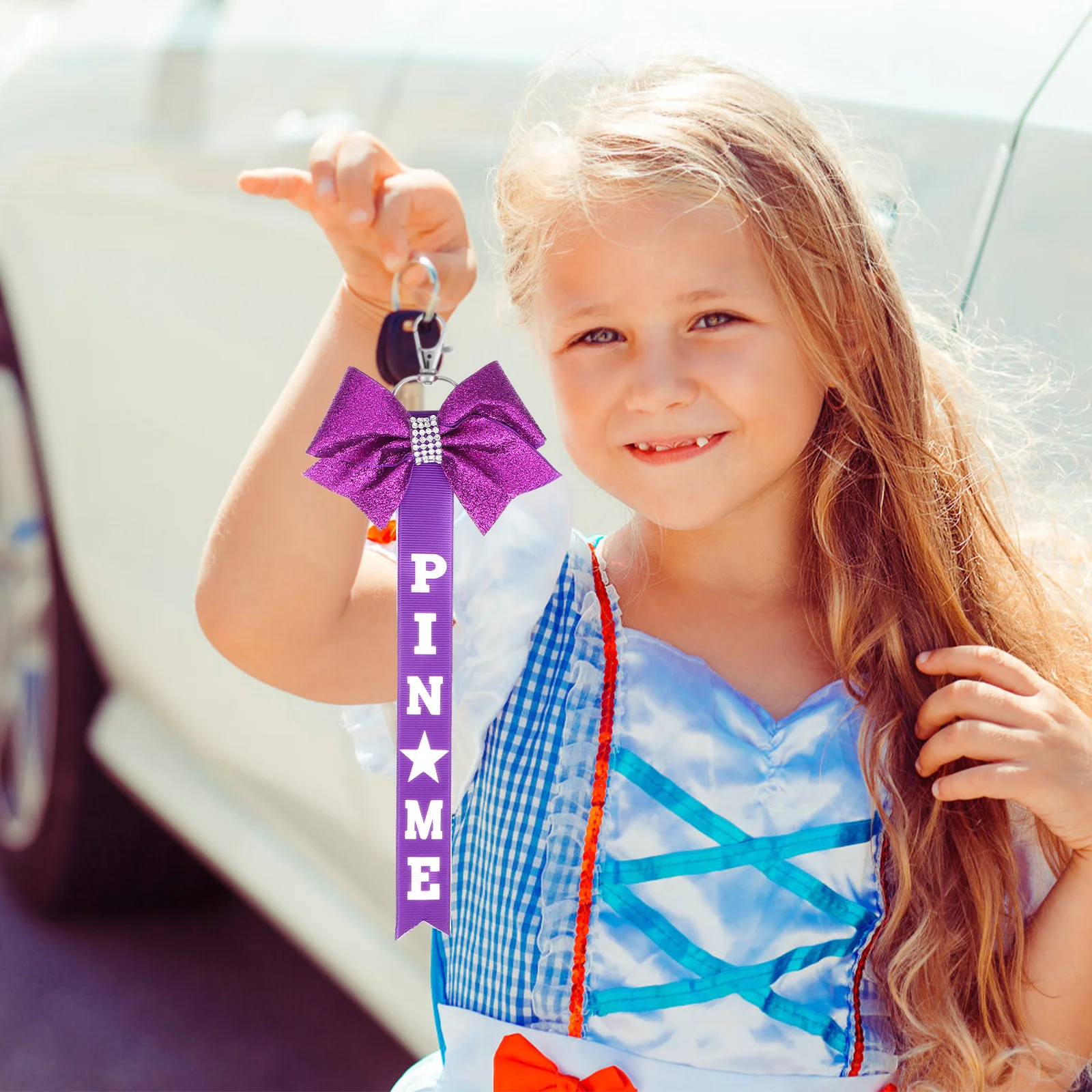 

Pin Me Cheerleader Keychain with Ribbon Bow Bling Charm Pendant Cute Decoration for Bag Backpack Woman Accessory