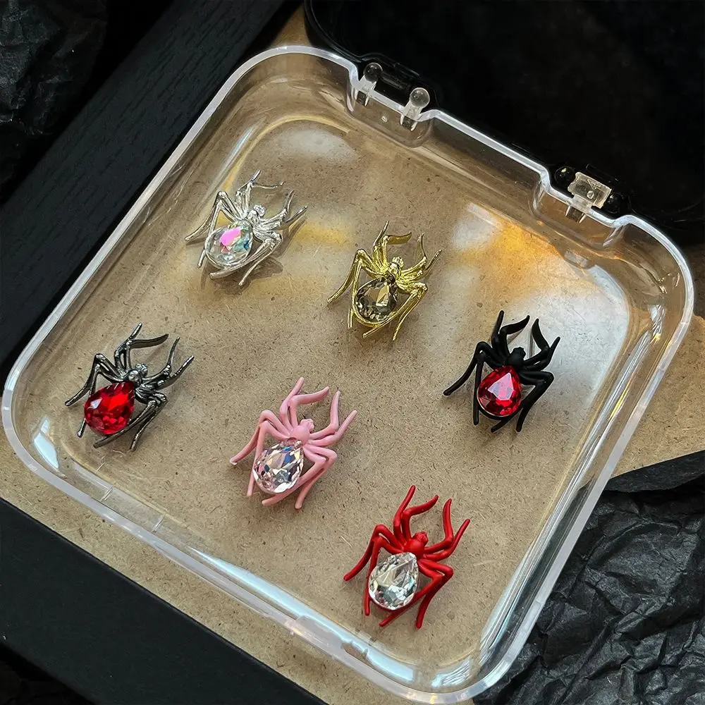 

5 Pcs 3D Spider Nail Art Rhinestones Luxury Sparkle Crystal Alloy Spider Decoration Dark Retro Colorful Spider Nail Ornaments