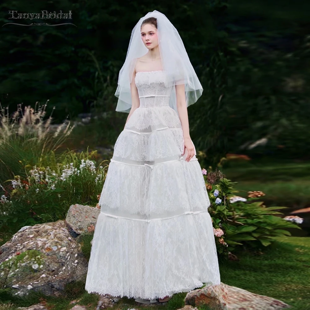 

Многослойные кружевные свадебные платья, драматическое свадебное платье трапециевидной формы с небольшим галстуком-бабочкой Chic DW1083