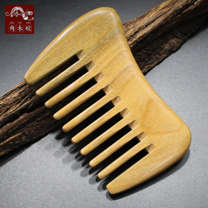Green Sandalwood Comb, Solid Wood Large-Toothed Massage Comb Production