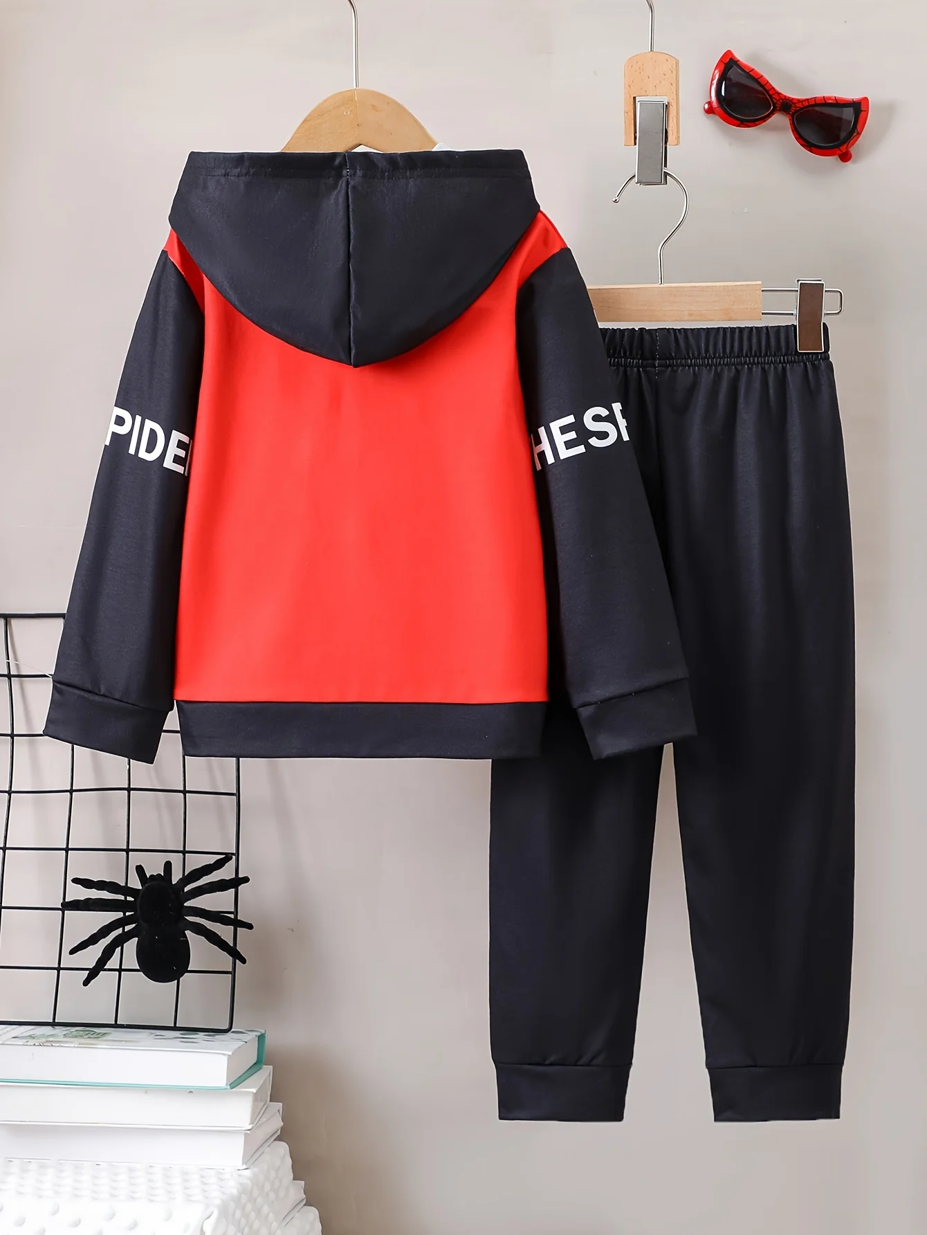 2set Spring and autumn new fashion sports style boys casual comfortable spider print hoodie and tracksuit pants