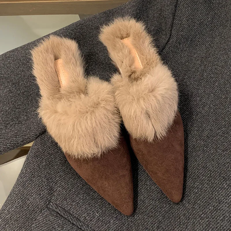 2026 Black Winter New Brand Women Slipper Fashion Fur Women Slip On Mules Shoes Warm Plush Low Heel Elegant Dress Slides Shoes