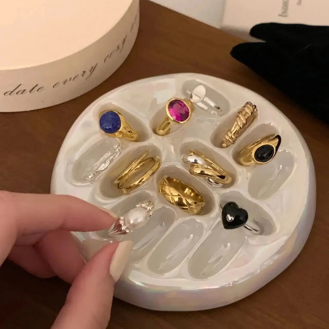 Ceramic Light Luxury Ring  Jewelry Holder  Jewelry Tray Storage Ornaments Room Decoration  Jewelry  Tray Placement