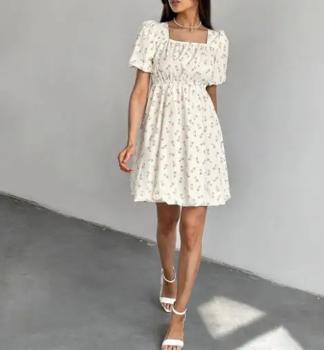 

Spring and Summer Casual Sexy Elegant Floral Square Neck Girl Fashionable Bubble Sleeve Short Skirt