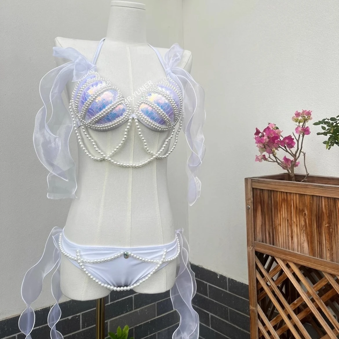 

2025Summer New Small Breasts Solid Color Gathering Women's Bikini Hot Spring Swimsuit Sequined Triangle Lace-up Vacation Mermaid