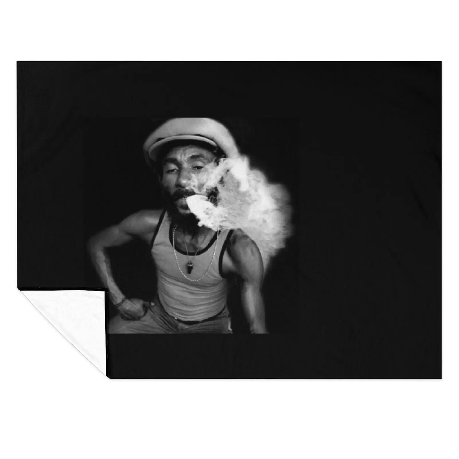 Lee Scratch Perry T-Shirt Throw Blanket For Sofa Thin Fashion Sofas Sleeping Bag Blankets