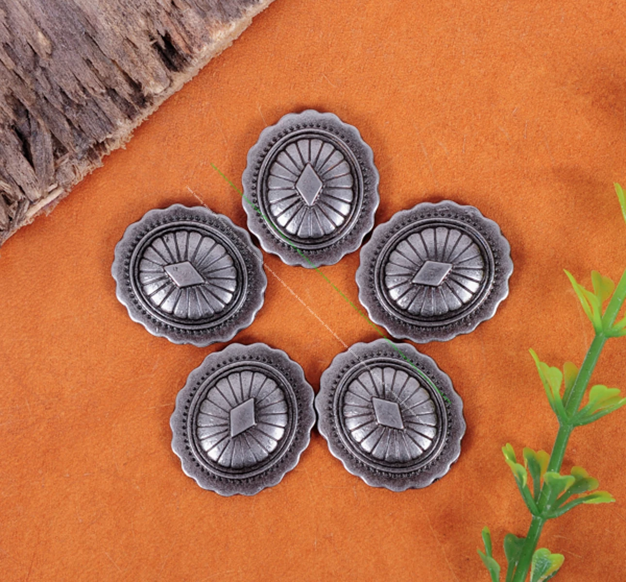 30x Tribal Sun Flower Engraved Fasteners Rivet Stud Set For Bag Belt Leathercraft Conchos