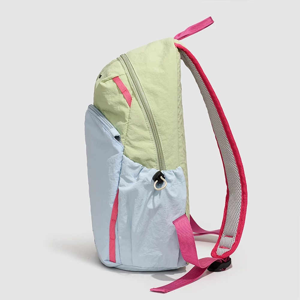 Dopamine contrasting backpack for outdoor hiking and mountaineering, lightweight and large-capacity leisure backpack