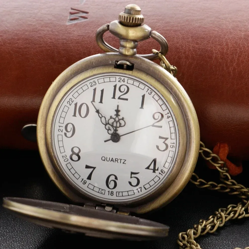 New Vintage Chinoiserie Hollow Quartz Pocket Watch Fashion Arabic Digital Necklace Pendant Chain Men's and Women's Gifts