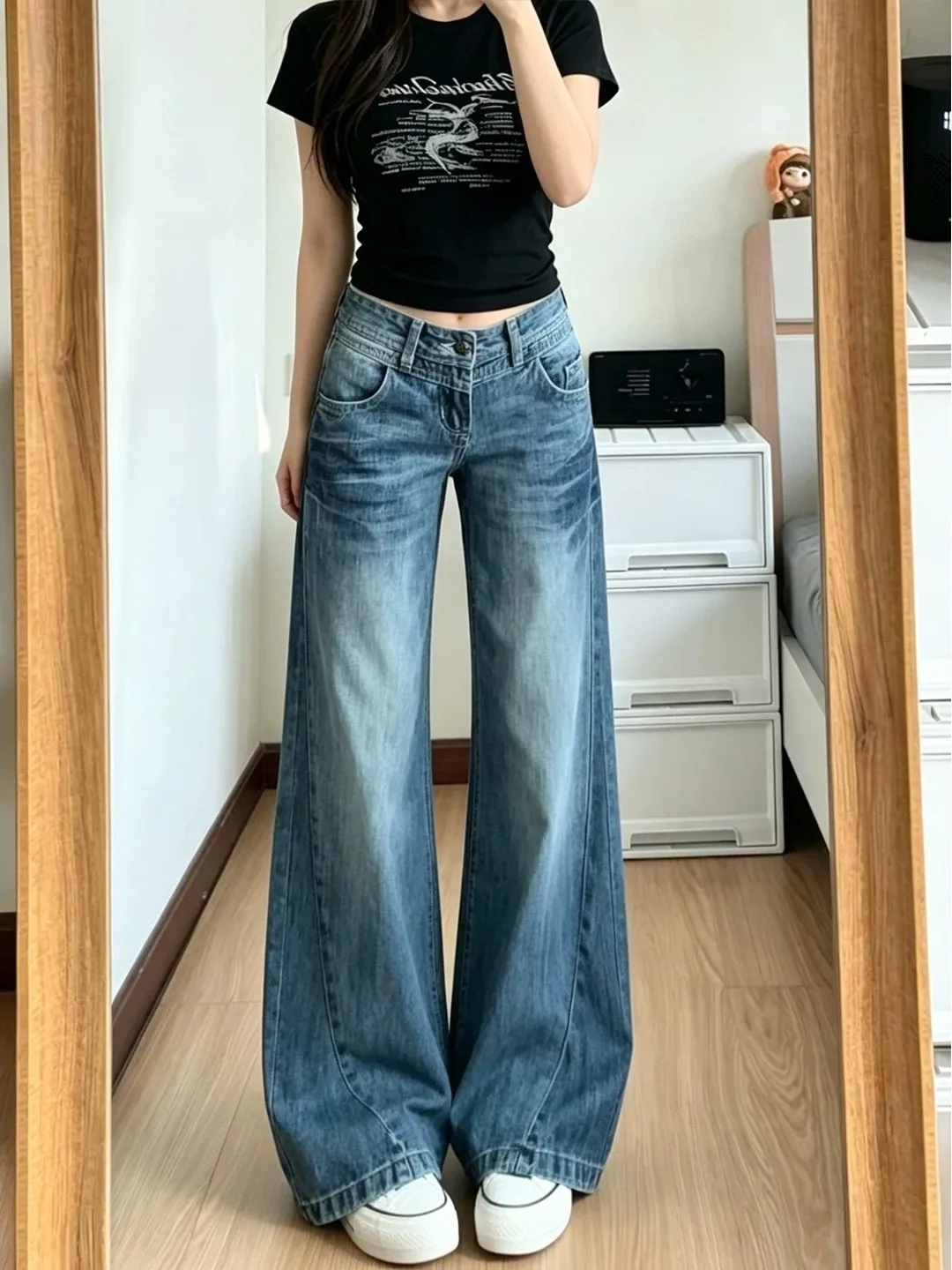 Calça Jeans Boca de Sino de Cintura Baixa Azul para Homens e Mulheres, Novo Estilo Verão 2026, Calça Comprida de Caimento Jus...