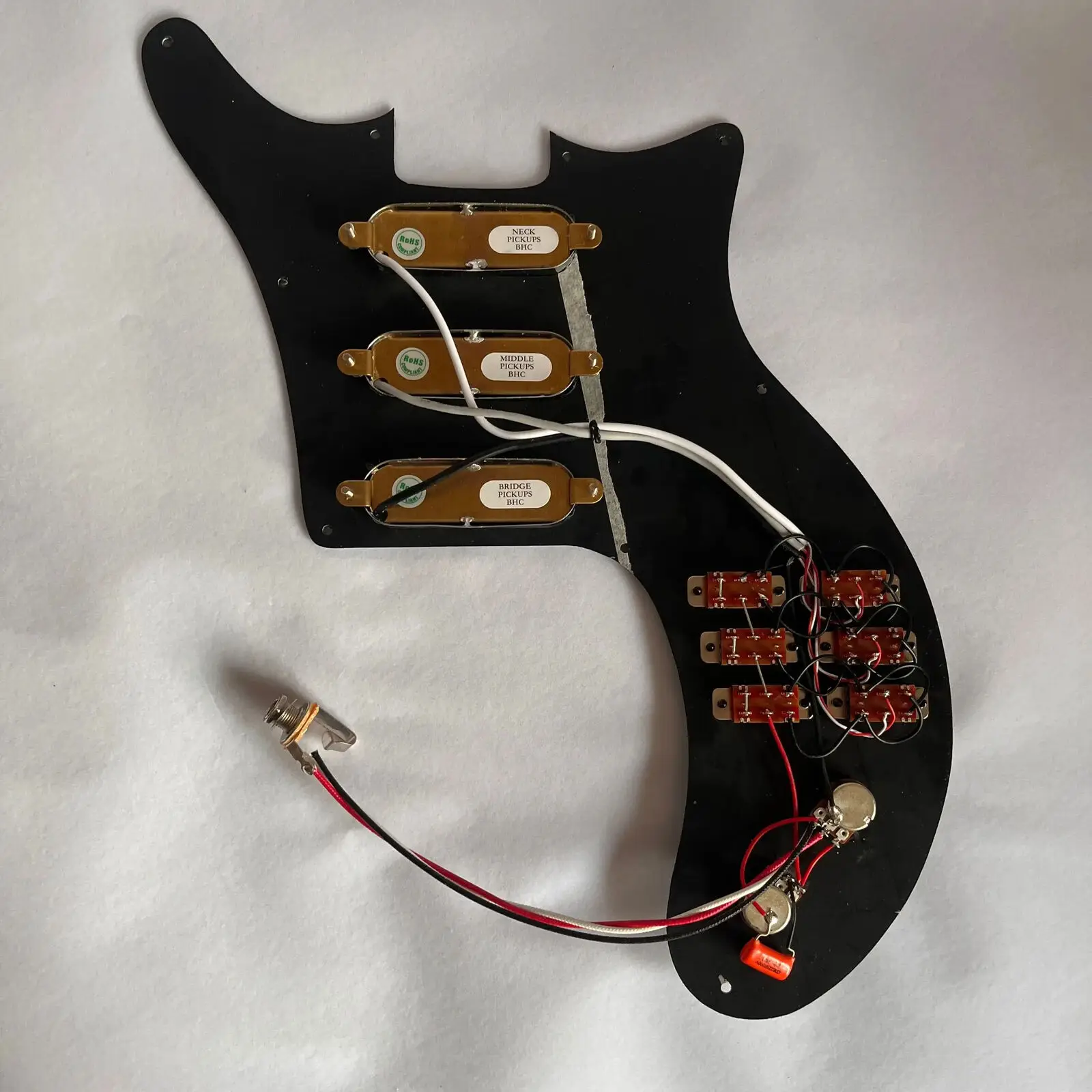 Juego de golpeador cargado precableado para guitarra SSS derecha e izquierda, accesorios para pastillas BM Burns Tri-Sonic