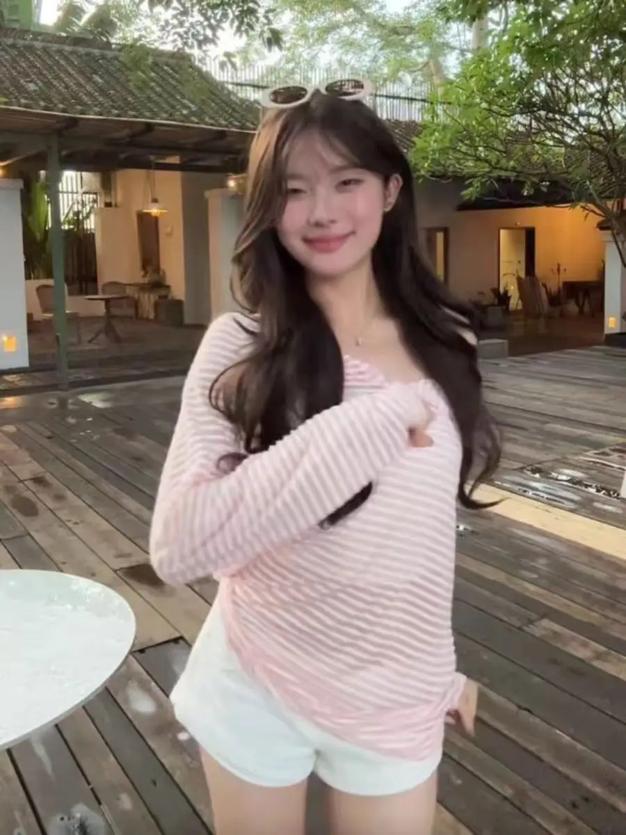 تي شيرت نسائي كبير الحجم بأكمام طويلة بحافة مطوية ربيعية وخصر برباط للسيدات الحضرية بطبقات فنية نظيفة وبسيطة وحديثة #4