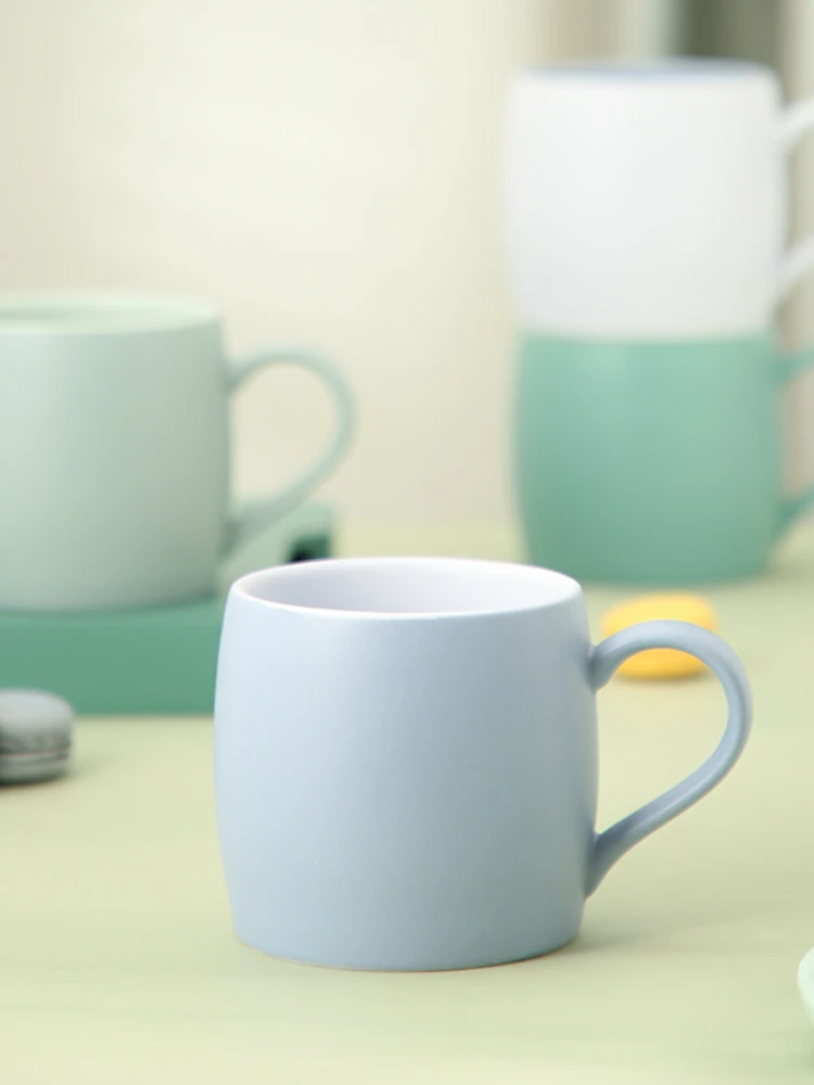 Creative Ceramic Mug Simple Coffee Office Nordic Design High Capacity with Spoon Reusable Cup Tazza Di Caffe Drinkware