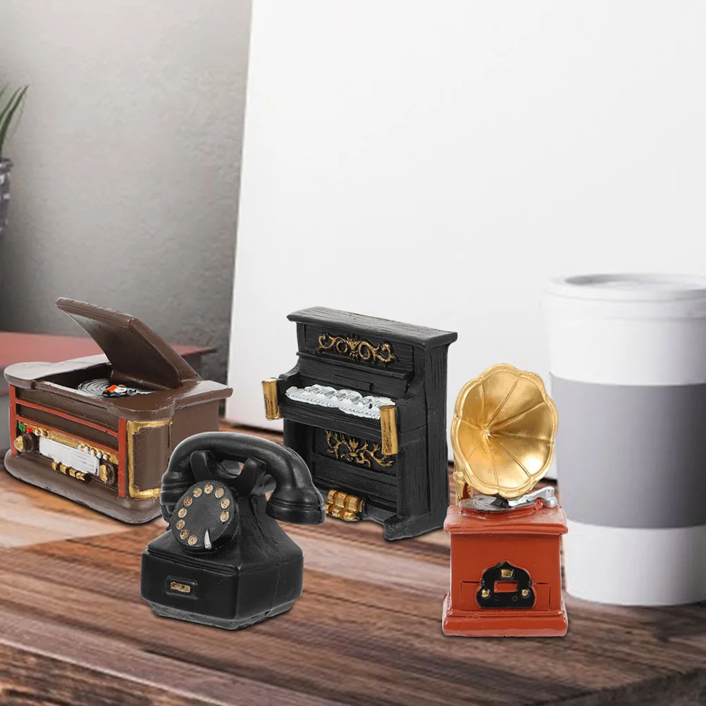 

3Pcs Retro Mini Phonograph Resin Desktop Decoration Tabletop Vintage Mini Player Adornment Cafe Home Decor Compact Home Decor