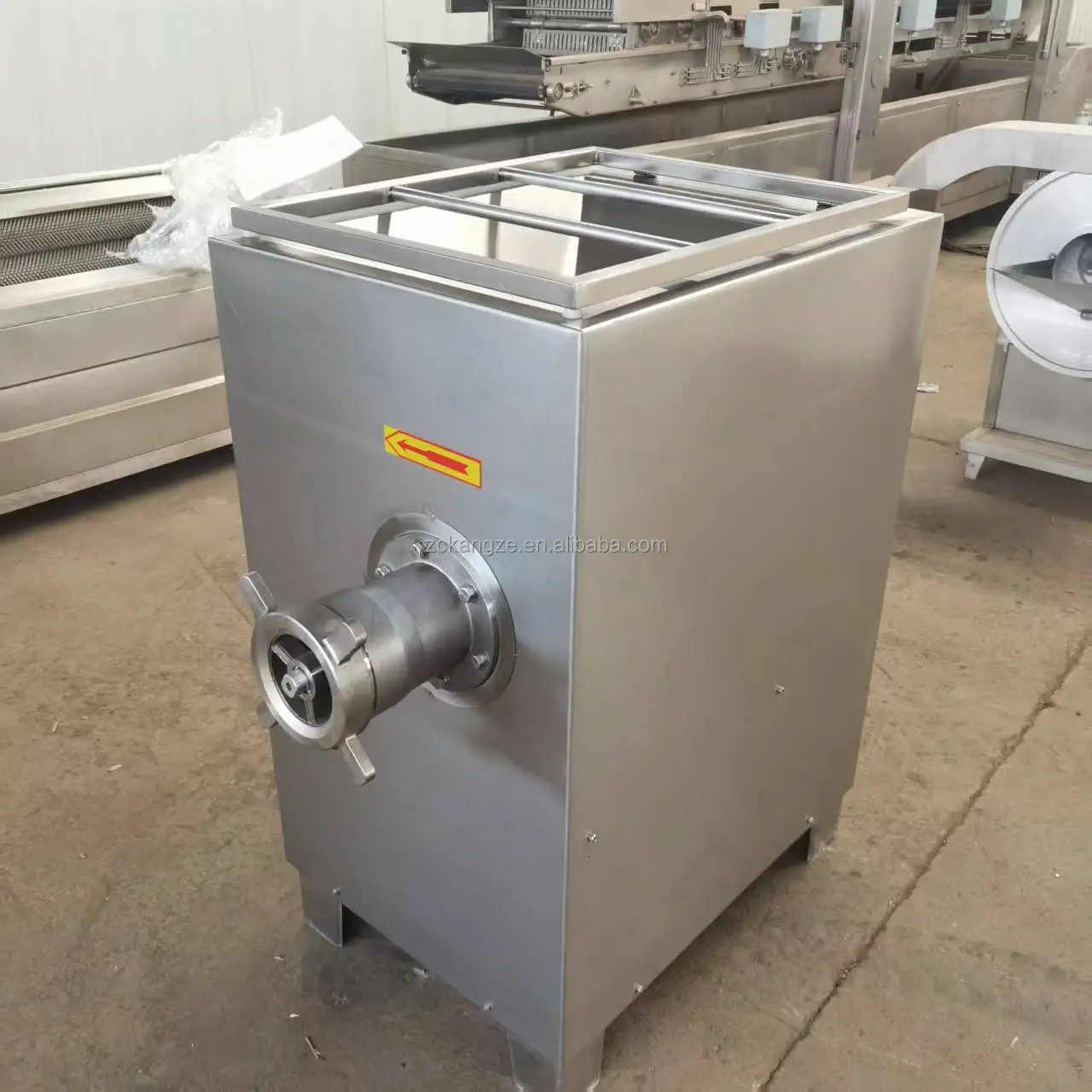 Electric Industrial Commercial Fish Sausage Meat Chopper Machine Grinder Meat Mincer for Meat Processing Machines Good Price